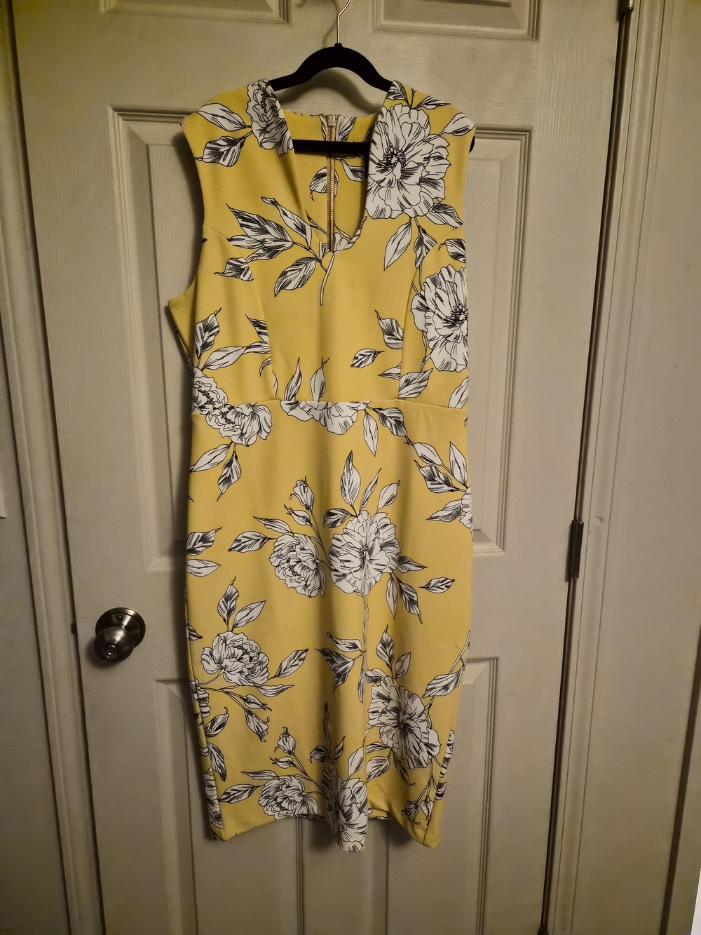 Nina Leonard Yellow Sleeveless Floral Midi Dress